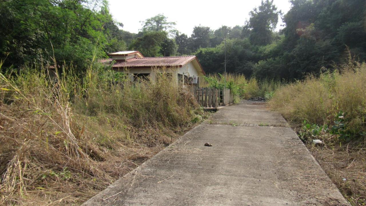 Retreat Chalets, The Nest, At Sparsh Resorts, Karjat Exterior photo