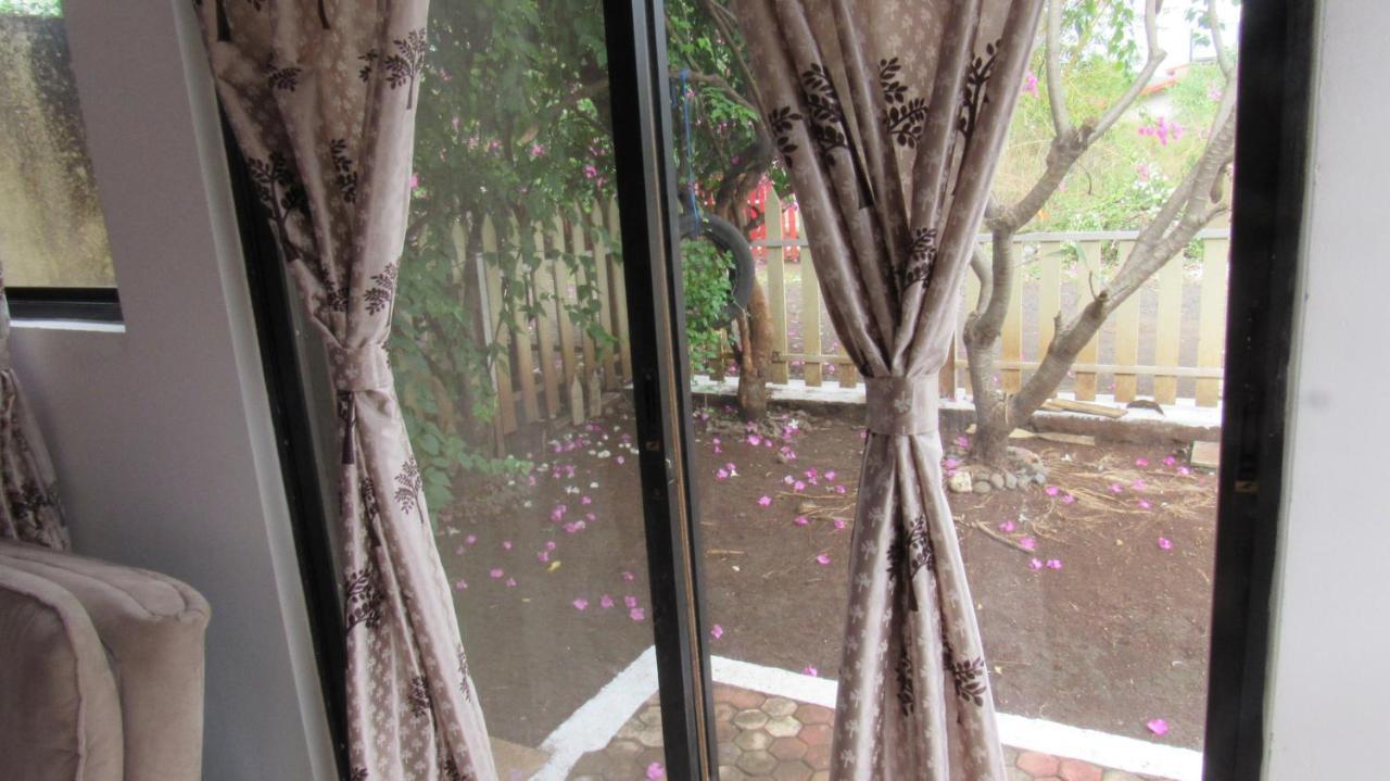 Retreat Chalets, The Nest, At Sparsh Resorts, Karjat Exterior photo