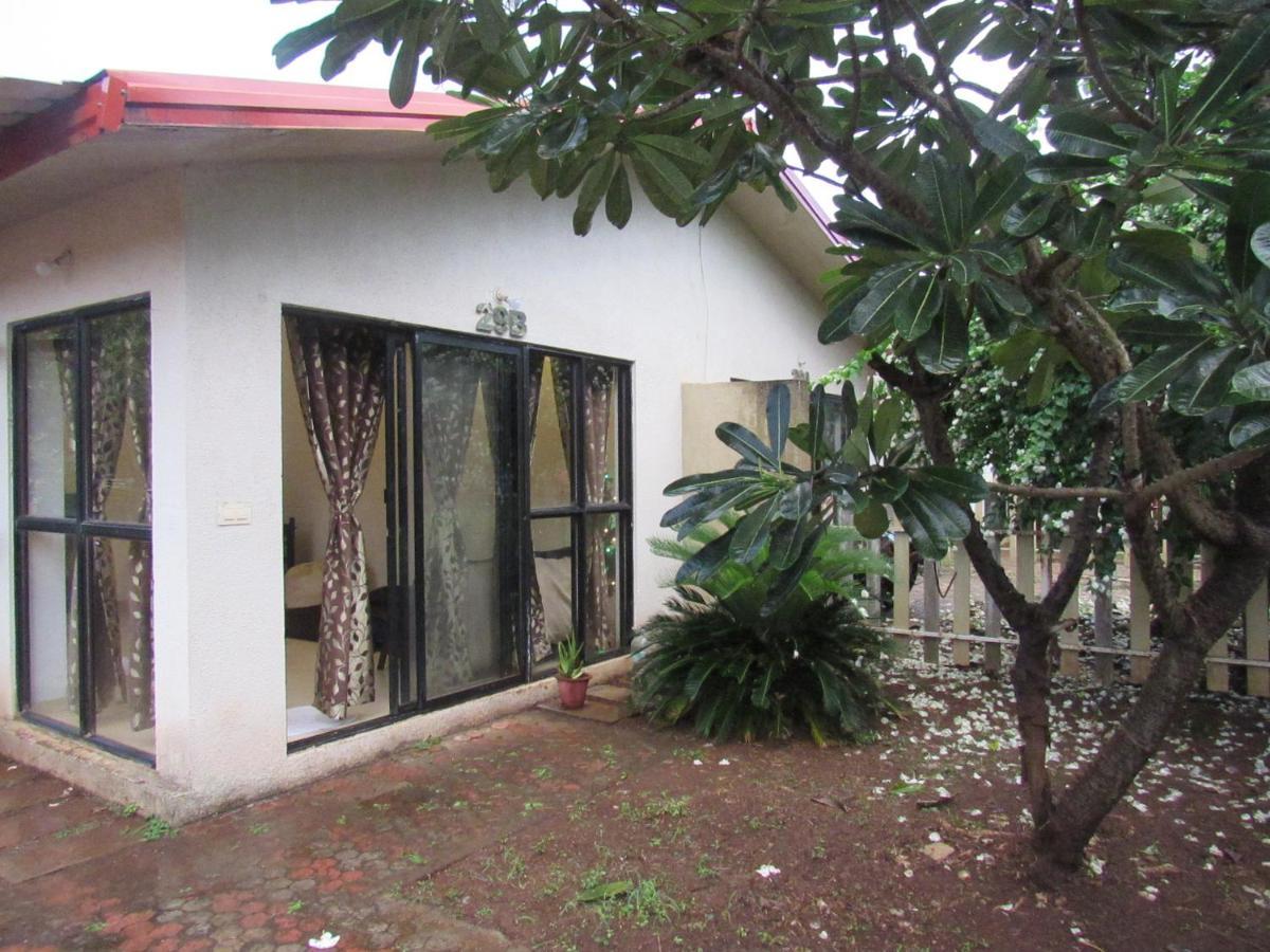 Retreat Chalets, The Nest, At Sparsh Resorts, Karjat Exterior photo